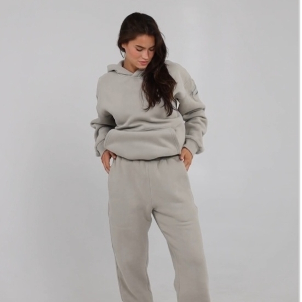 Comfrt Travel Essentials Hoodie And Sweatpants Unisex XL Stone